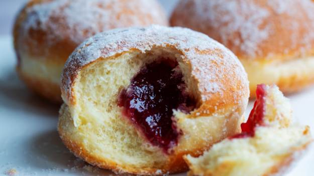 Puszyste, słodkie i bez grama cukru. Te pączki to..